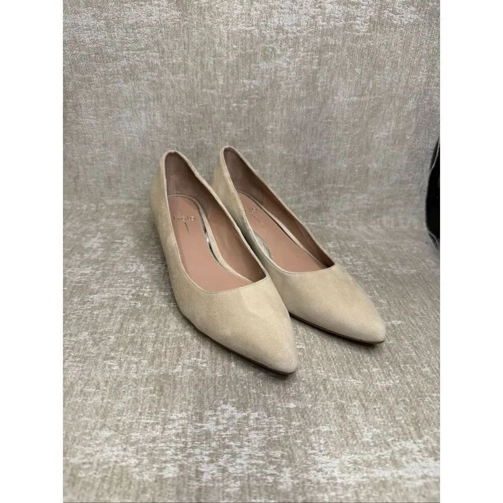 Linea Paolo Women's Slip On Suede Pointed Toe Ballet Flats Shoes Beige Size 7